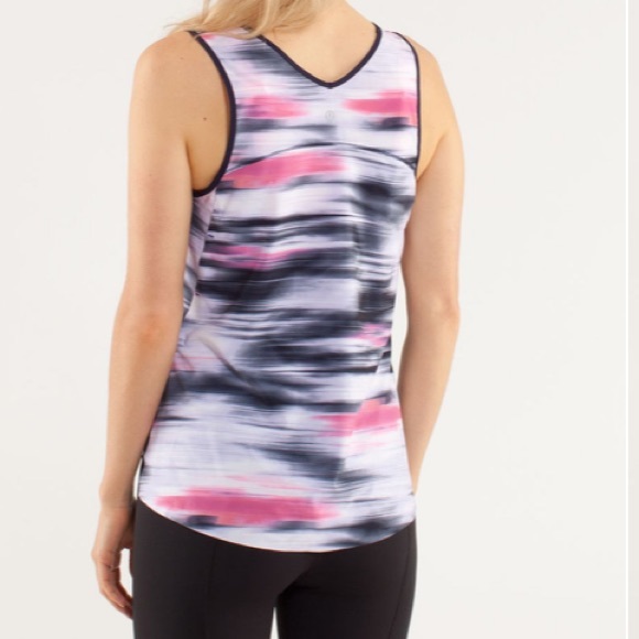 🍁50% Off Sale 🍁 Lululemon Run: Split Singlet - Picture 3 of 10